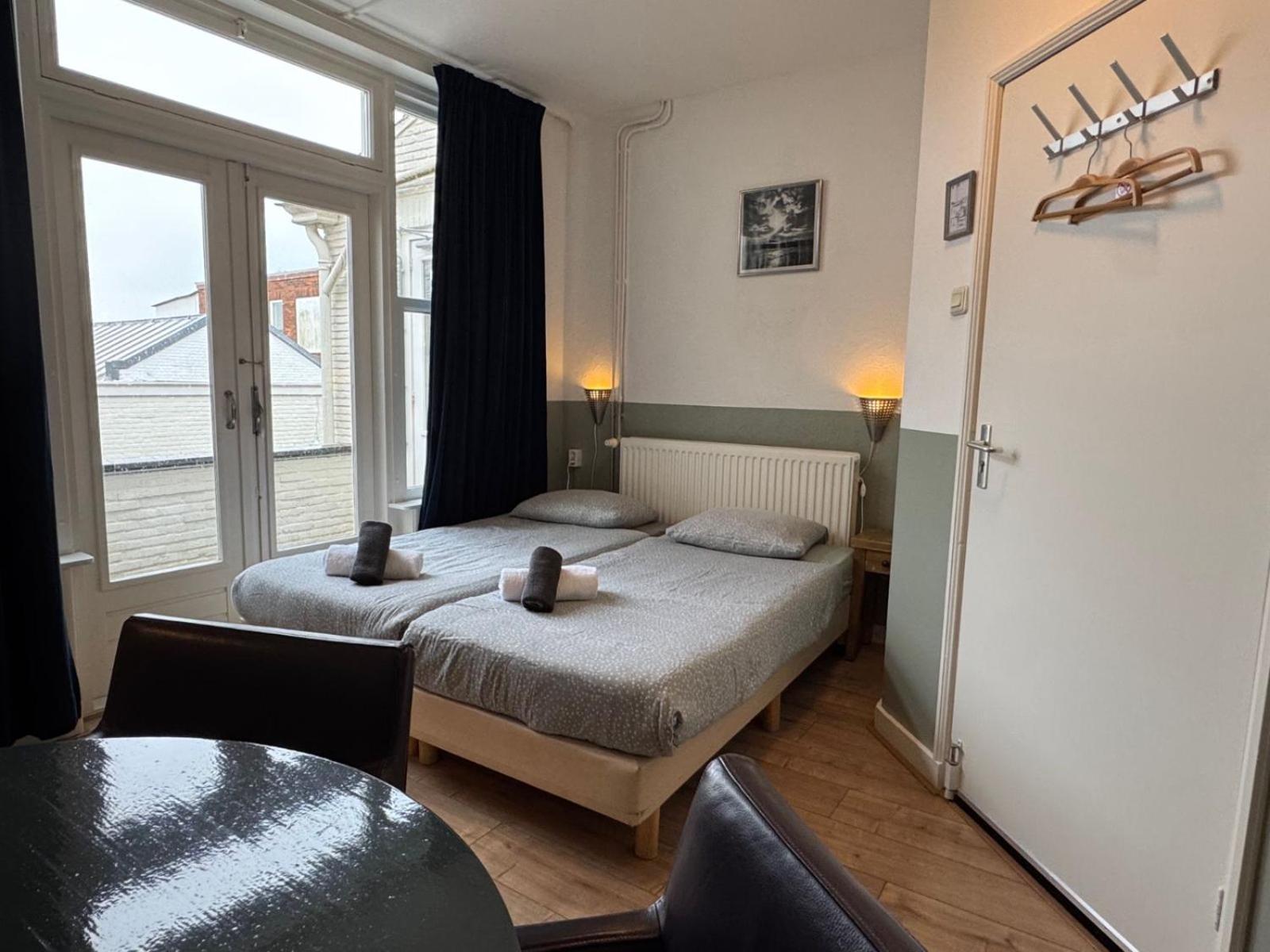 Bed & Breakfast Флиссинген Экстерьер фото