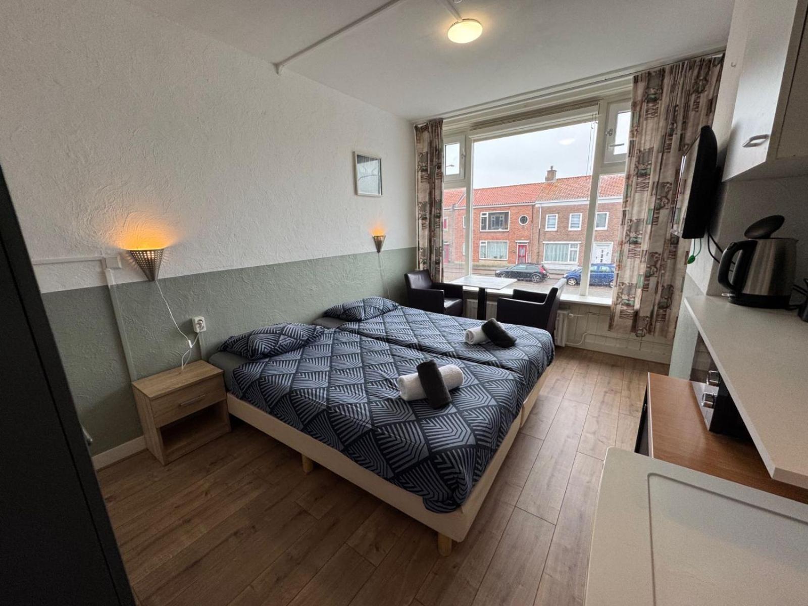 Bed & Breakfast Флиссинген Экстерьер фото